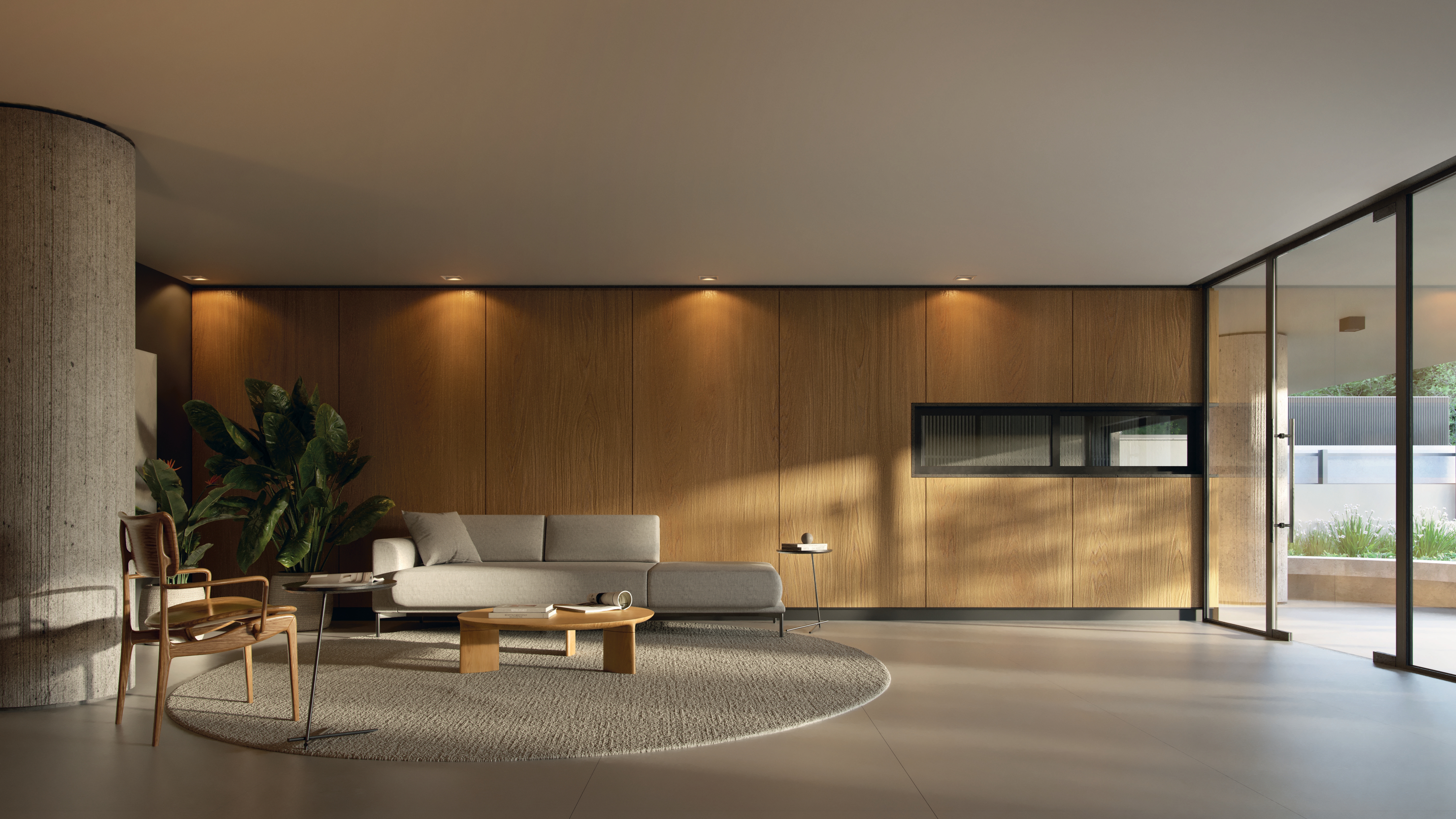 Hall e lobby com painéis de madeira, sofá e acesso ao jardim – Silent Petrópolis